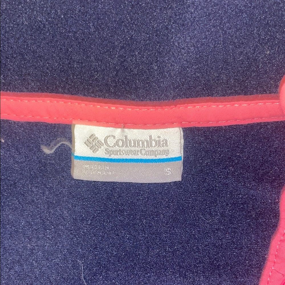 Columbia Women's Blue and Pink Fleece Pullover - Picture 2 of 3